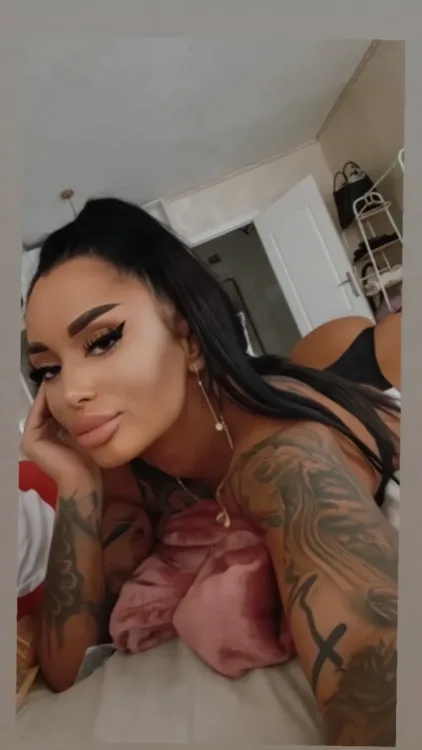 Escortă Calarasi — Amyra