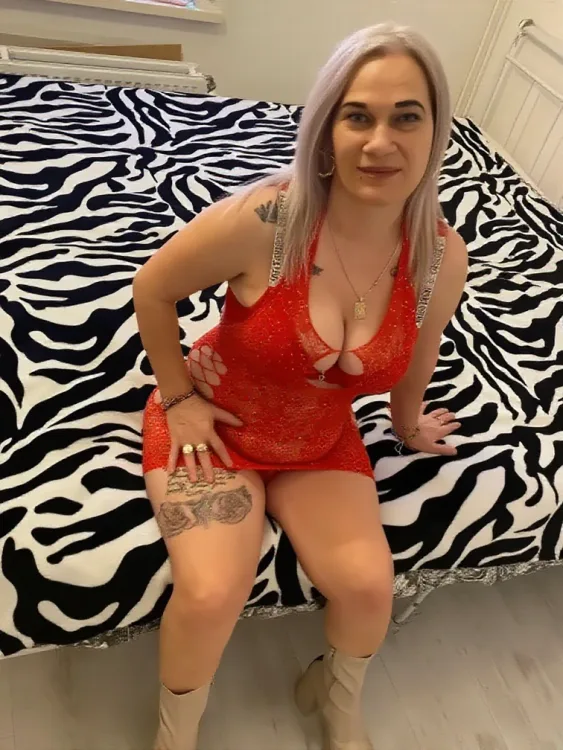 Escortă Buzău — Profil