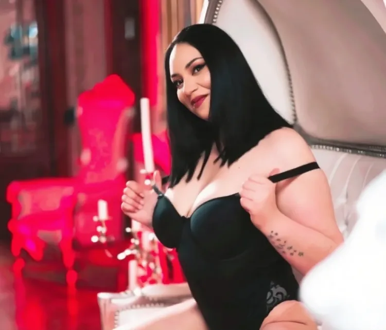 Escortă Sector 1 — Larisa