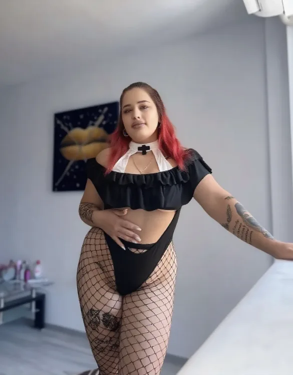 Escortă Sector 6 — Profil
