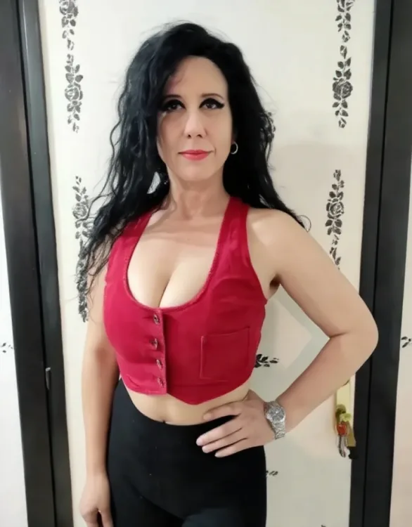 Escortă Sector 6 — Profil