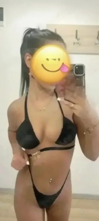 Escortă Sector 6 — Raisa