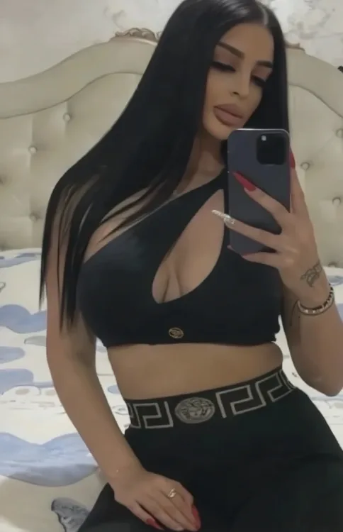Escortă Sector 1 — Profil