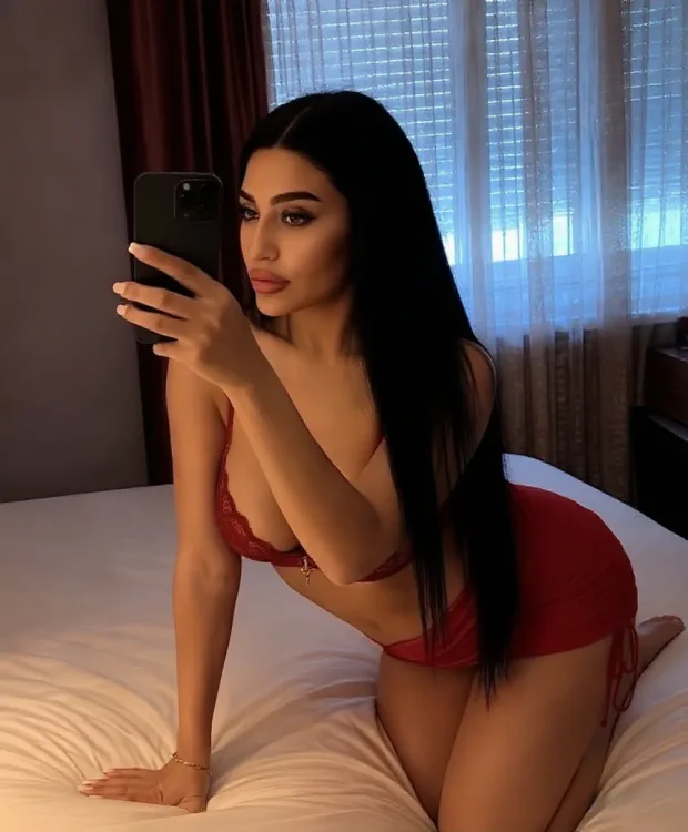 Escortă Sector 3 — Ioana