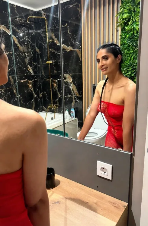 Escortă Oradea — Profil