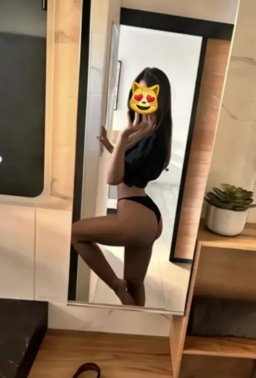 Escortă Oradea — Ema