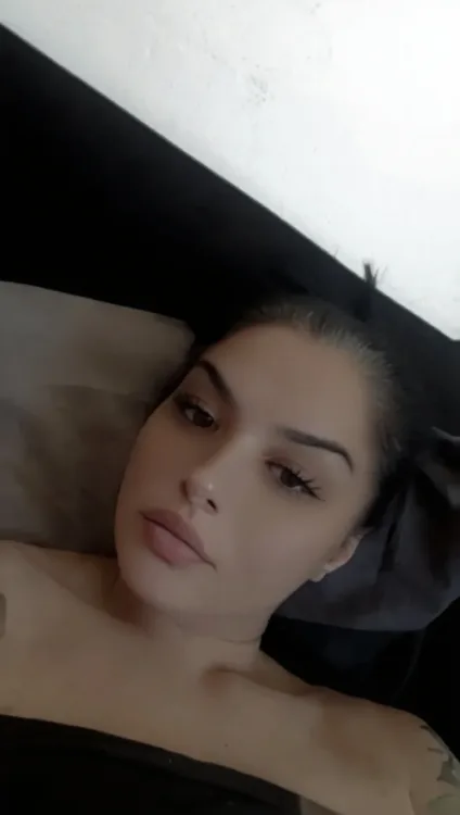 Escortă Oradea — Profil