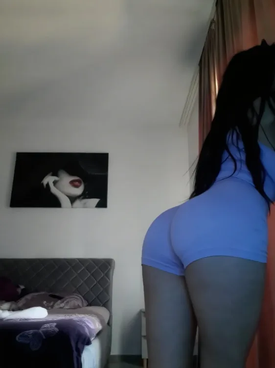 Escortă Arad — Profil