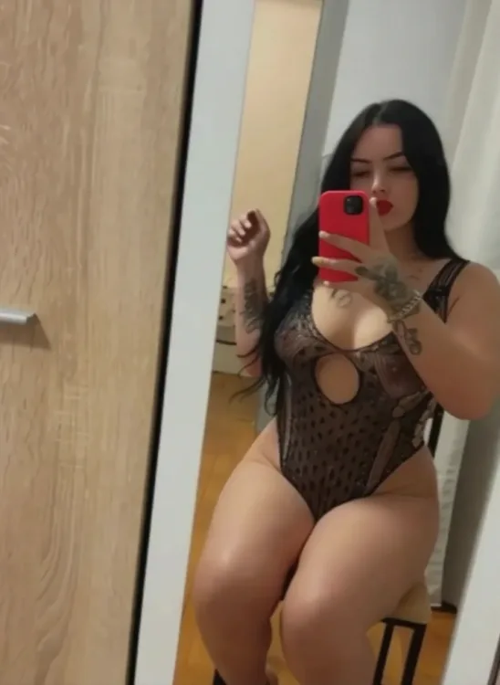 Escortă Arad — Melissa