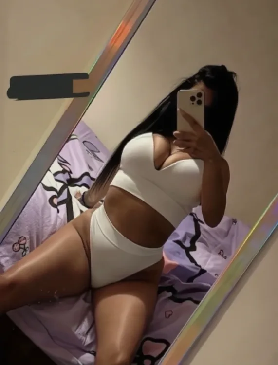 Escortă Sector 6 — Profil