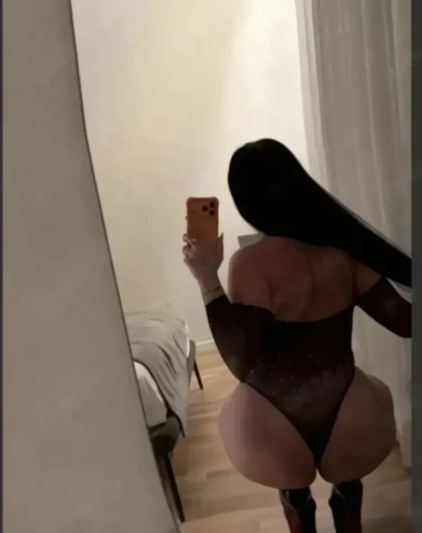Escortă Bacău — Roxy