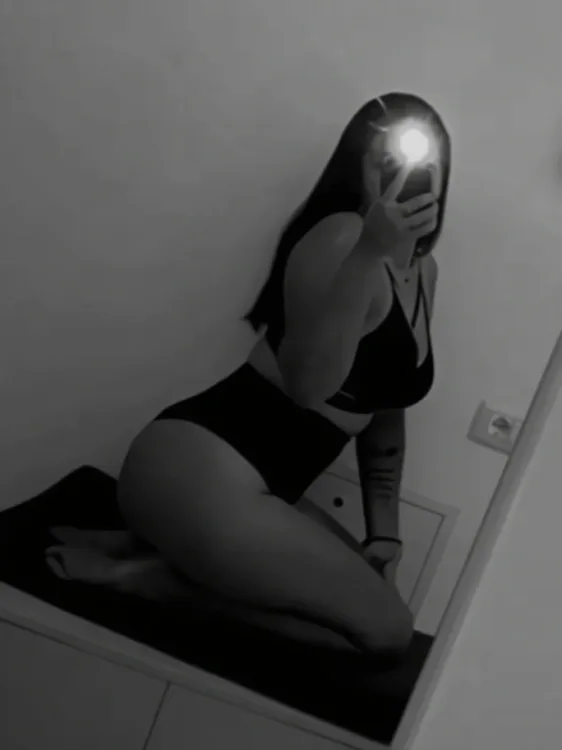 Escortă Pitești — Profil