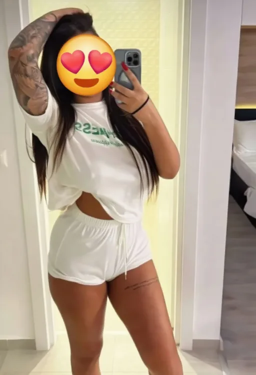 Escortă Sector 2 — Andreea