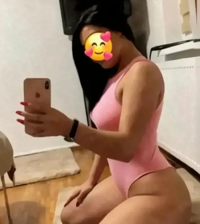 Escortă Focșani — Elly