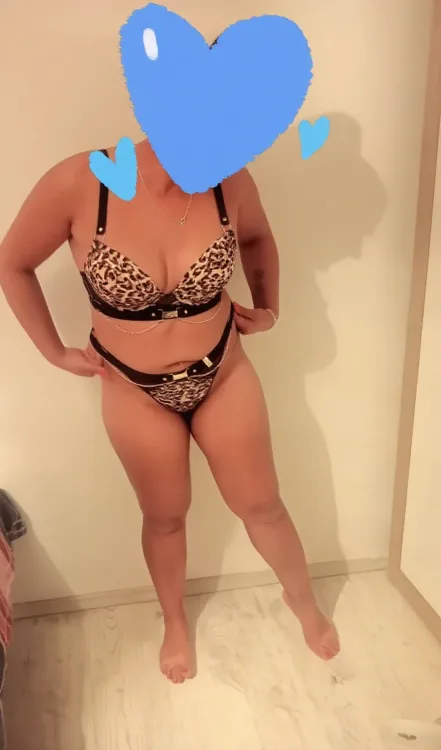 Escortă Focșani — Ana