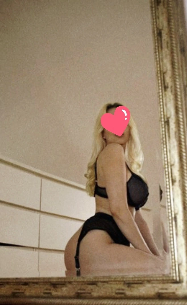 Fotografie profil escortă Escortă în Râmnicu Vâlcea, România 3