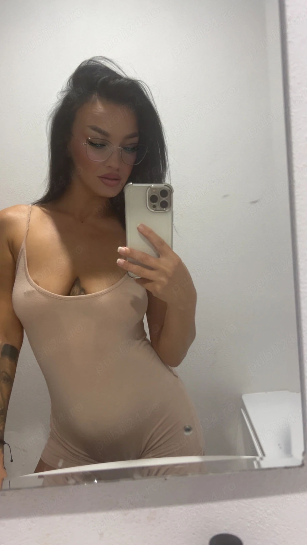 Fotografie profil escortă Escortă în Râmnicu Vâlcea, România 3