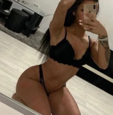 Fotografie profil escortă Escortă în Râmnicu Vâlcea, România 3