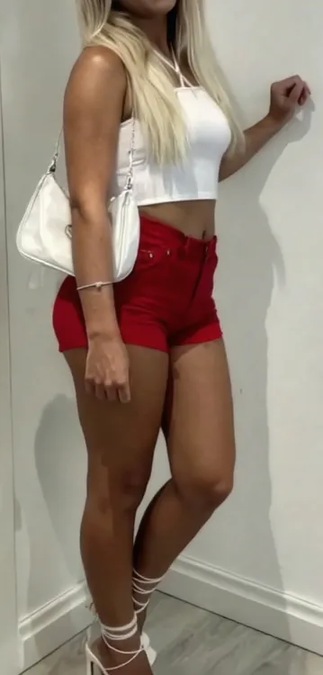 Escortă Timișoara — Iazmina