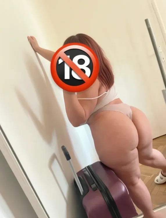 Escortă Alexandria — Roxana
