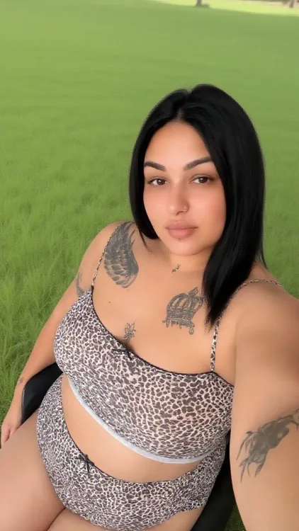 Escortă Alexandria — Profil