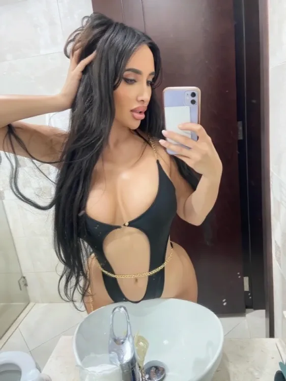 Escortă Suceava — Profil