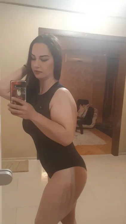 Escortă Suceava — Profil
