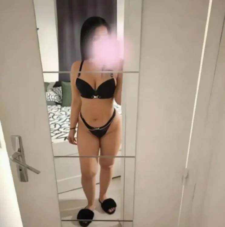 Escortă Campina — Profil
