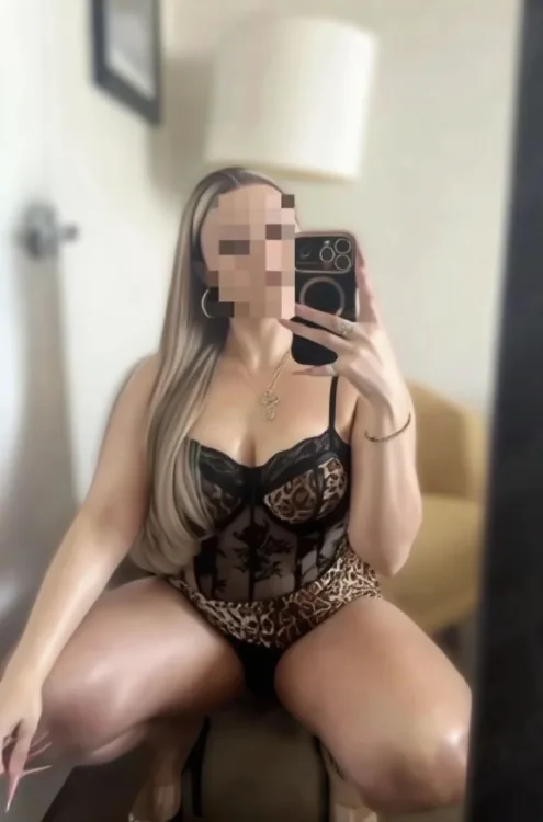 Escortă Ploiești — Monica