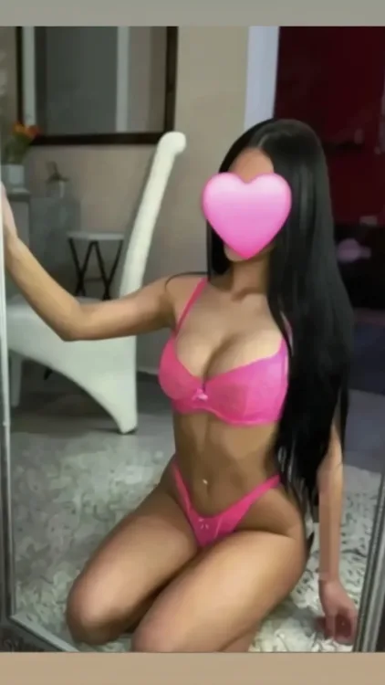 Escortă Slatina — Anays