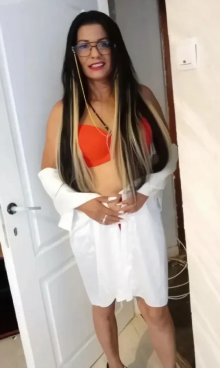 Escortă Piatra Neamț — Profil