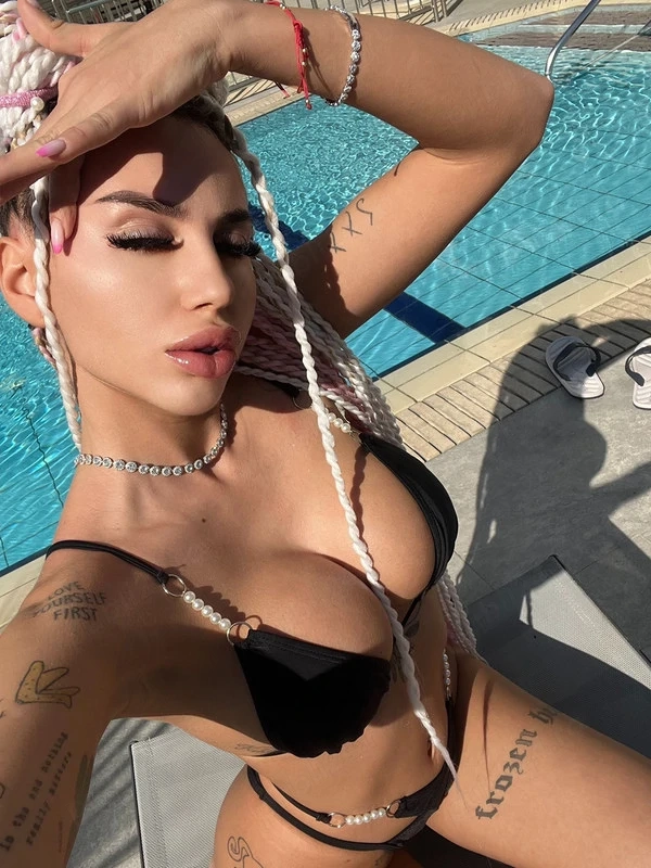 Fotografie profil escortă Escortă în Doljesti, România 5