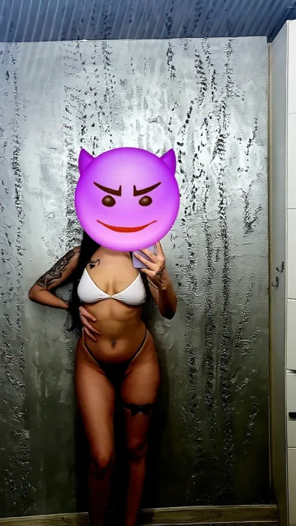 Escortă Piatra Neamț — Profil