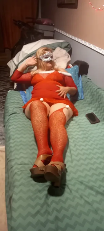 Escortă Roman — Profil