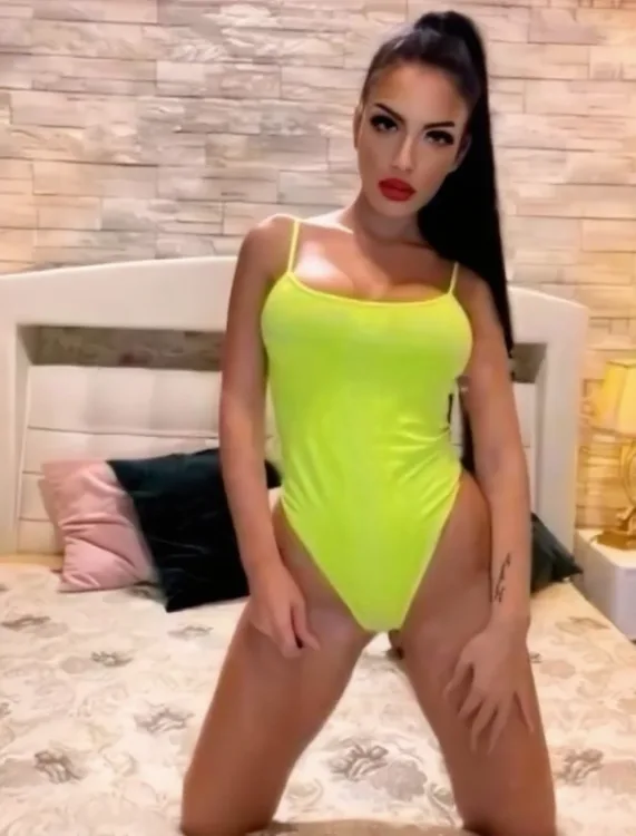 Escortă Târgu Mureș — Laura