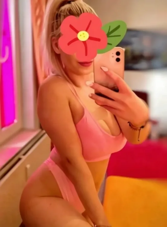 Escortă Drobeta-Turnu Severin — Adina
