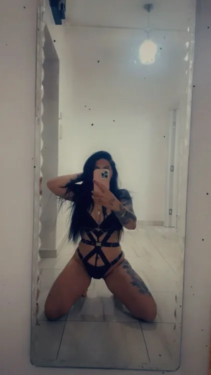 Escortă Deva — Profil