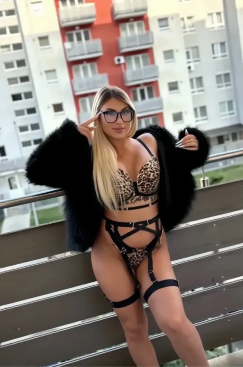Escortă Galați — Profil
