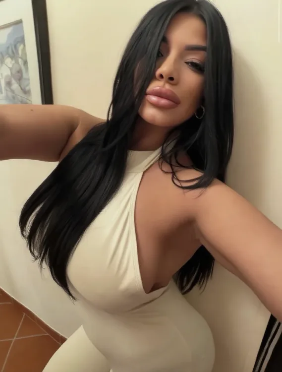 Escortă Craiova — Rebeca
