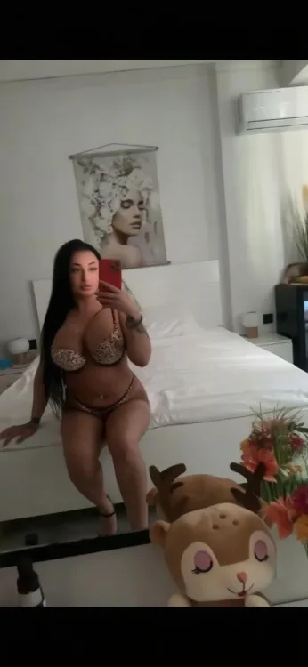 Escortă Craiova — Adelina