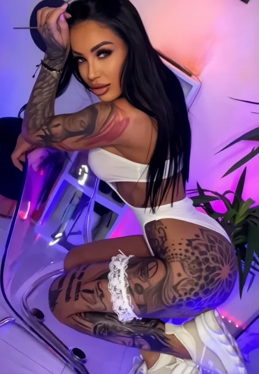 Escortă Craiova — Nicolle