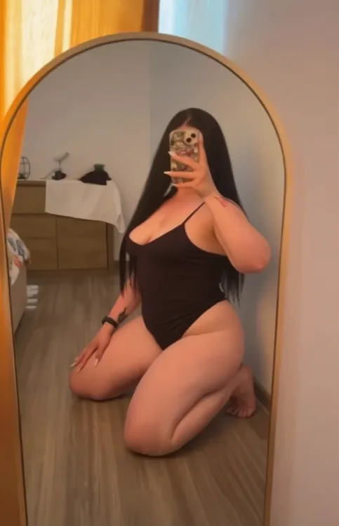 Escortă Craiova — Profil