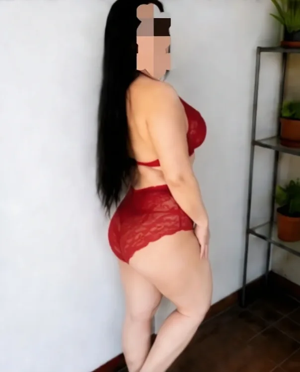 Escortă Craiova — Elena