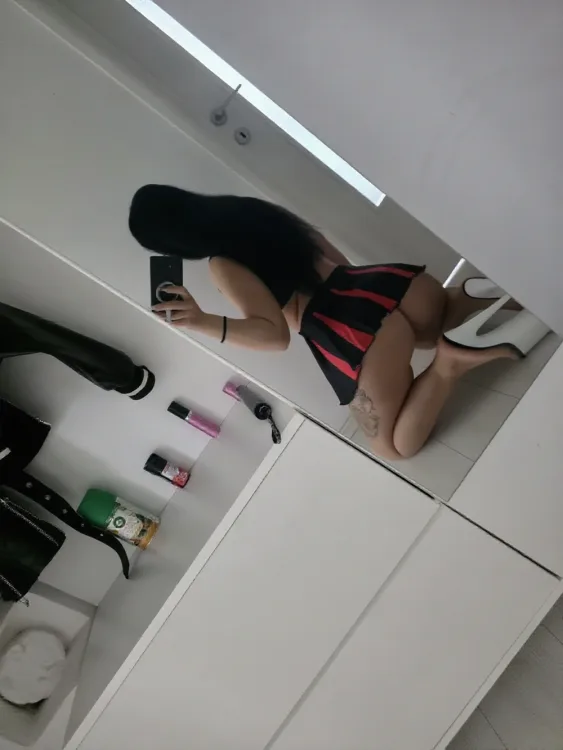 Escortă Craiova — Profil