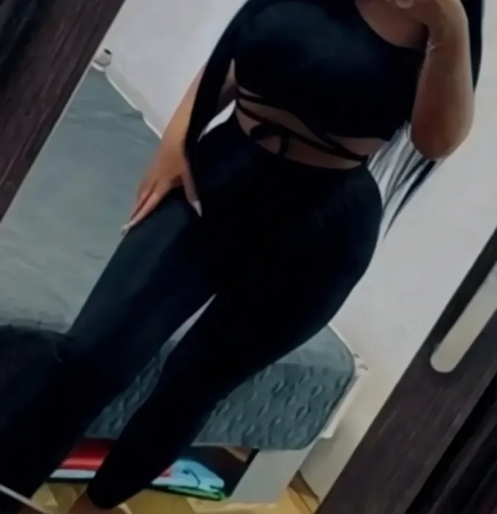 Escortă Floresti — Profil
