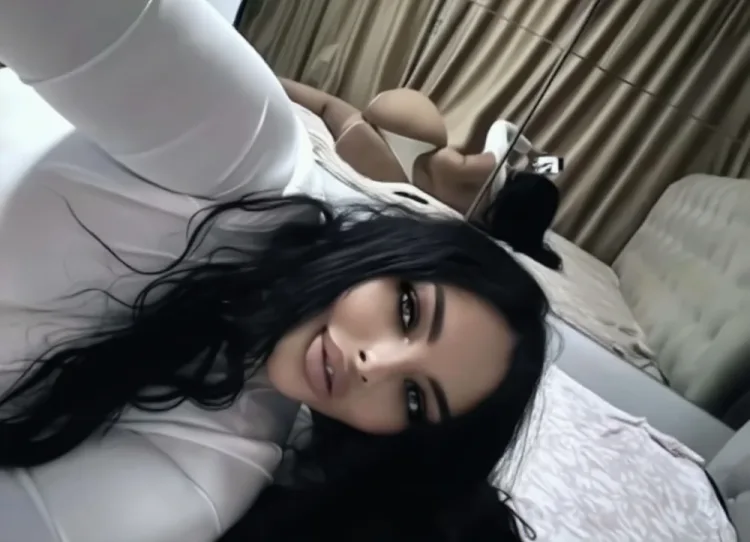 Escortă Radauti — Profil