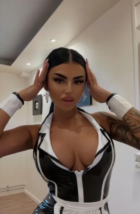 Escortă Râmnicu Vâlcea — Cristina
