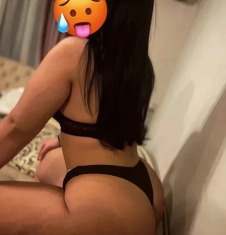 Escortă Campina — Profil