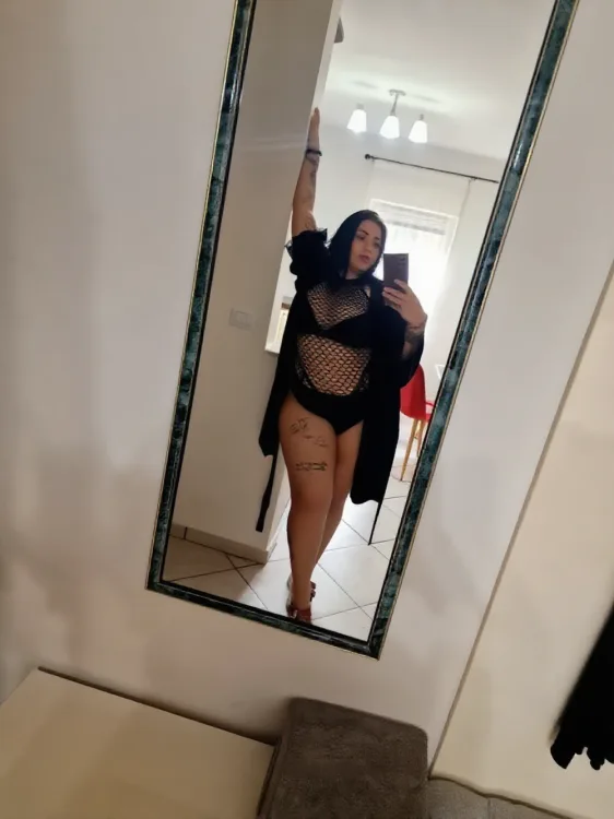 Escortă Satu Mare — Profil