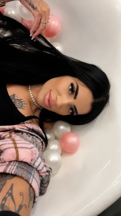 Escortă Ploiești — Profil